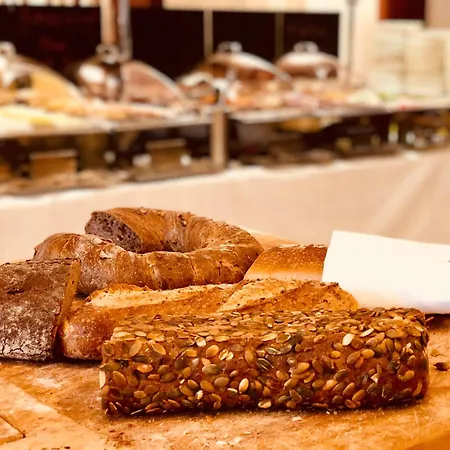 施蔓恩餐厅酒店 4* 梅青根