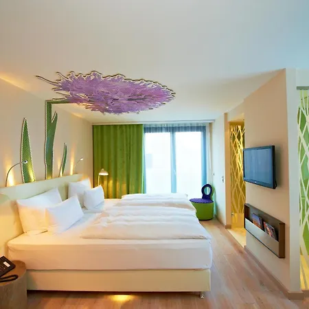 施蔓恩餐厅酒店