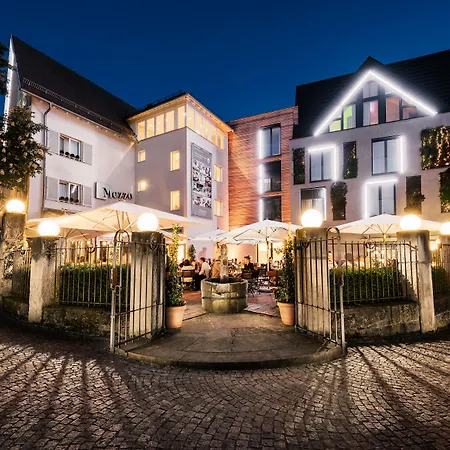 施蔓恩餐厅酒店 4*