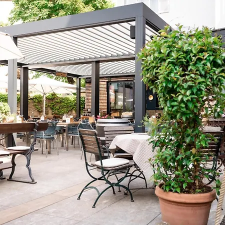 Schwanen Boutique & Restaurant 메칭엔