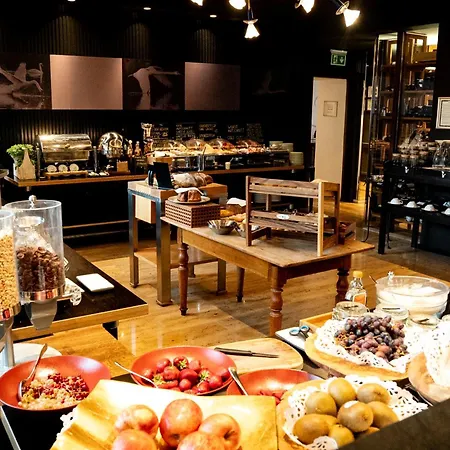 Schwanen Boutique & Restaurant 호텔 4*